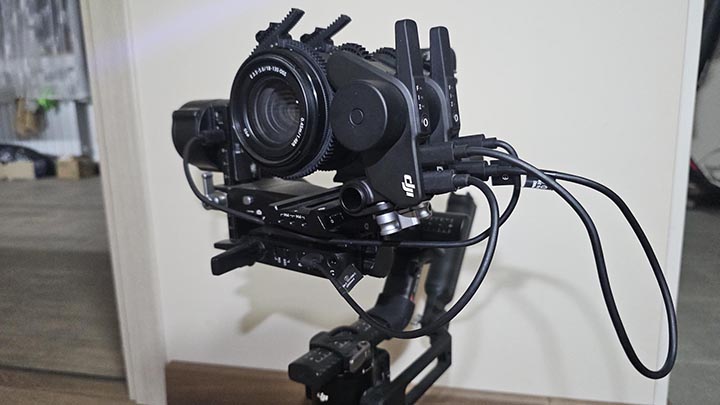 djisdr-rs4-three-motors-small.jpg